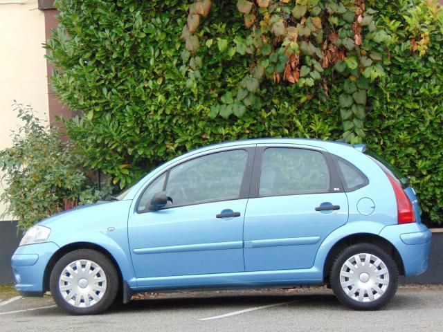 2003 CITROEN C3 1.4 SX 5d image 2