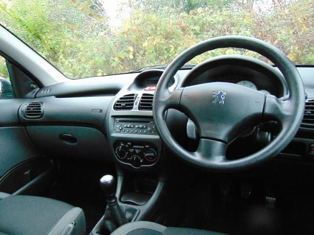 2006 PEUGEOT 206 1.4 VERVE image 4