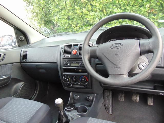 2008 HYUNDAI GETZ 1.1 CDX 5d image 4