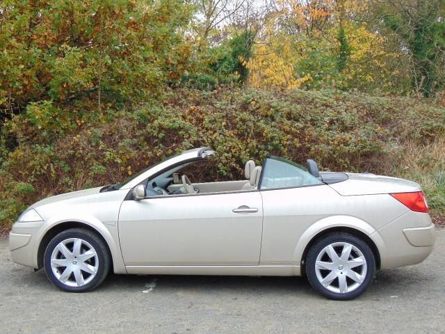 2007 RENAULT MEGANE 1.9 PRIVILEGE DCI image 2