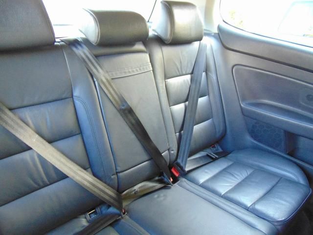 2005 VOLKSWAGEN GOLF 2.0 GT TDI 3d image 5