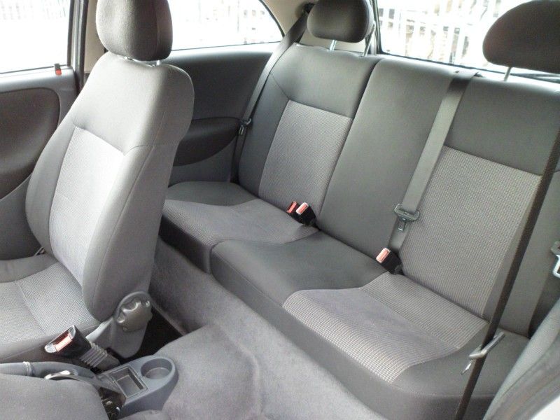 2006 Vauxhall Corsa 1.2i 16v Design image 5