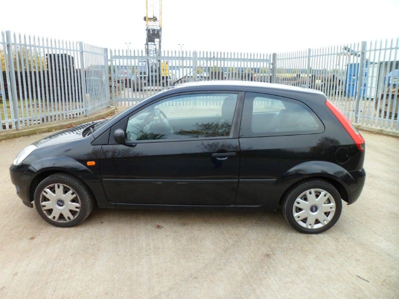 2005 Ford Fiesta 1.25 image 2
