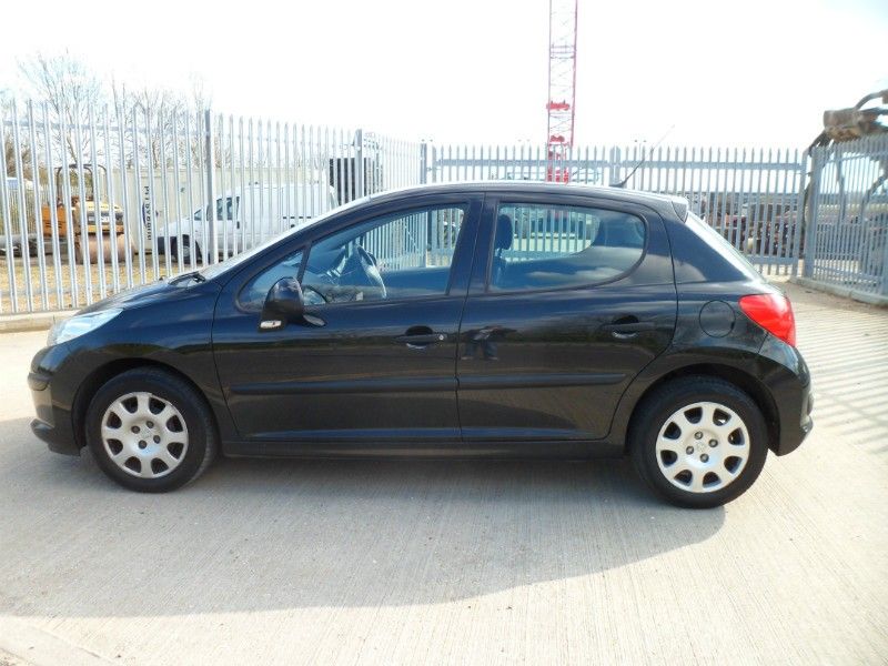 2008 Peugeot 207 1.4HDI image 2