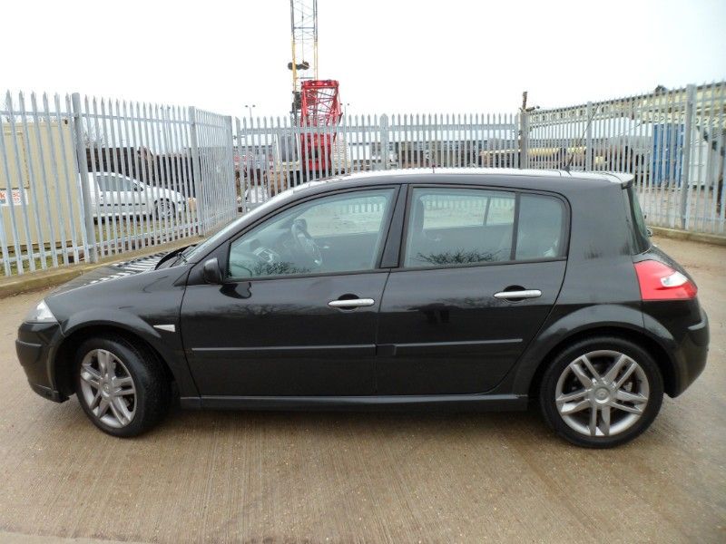 2007 Renault Megane 2.0dCi 150 Sport image 2