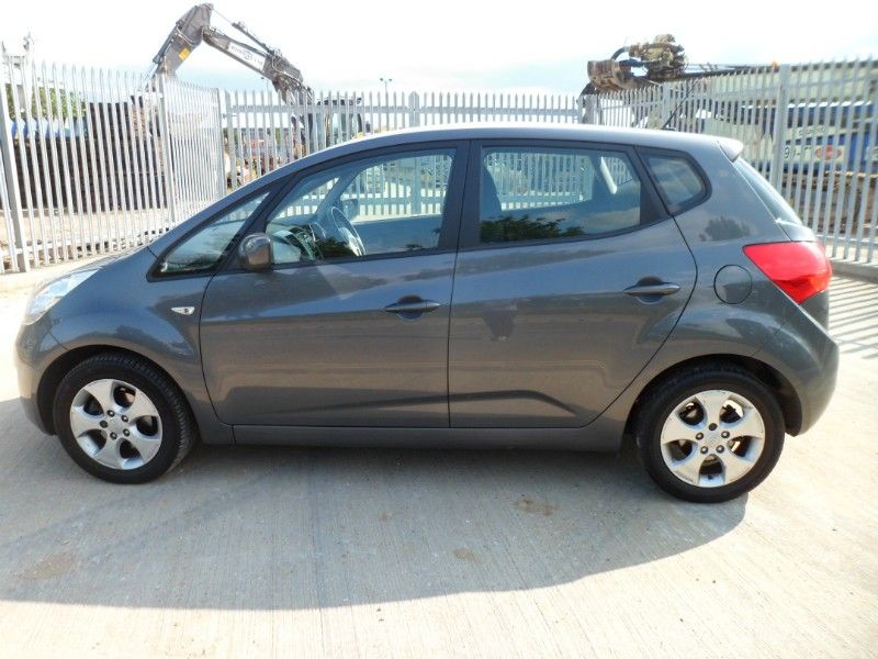 2010 Kia Venga 1.4CRDi 2 EcoDynamics image 2