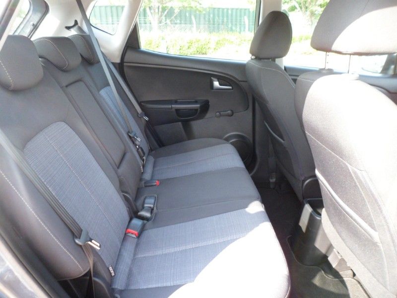 2010 Kia Venga 1.4CRDi 2 EcoDynamics image 5