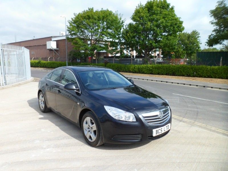 2011 Vauxhall Insignia 2.0CDTi 16v image 1