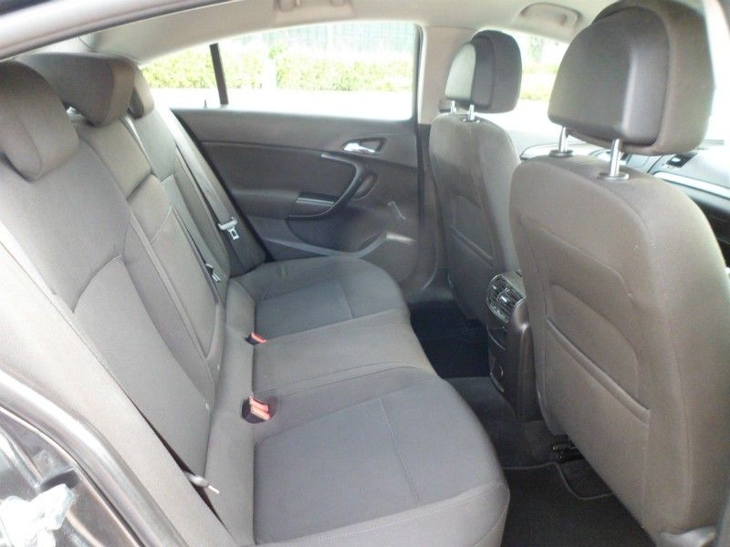 2011 Vauxhall Insignia 2.0CDTi 16v image 5