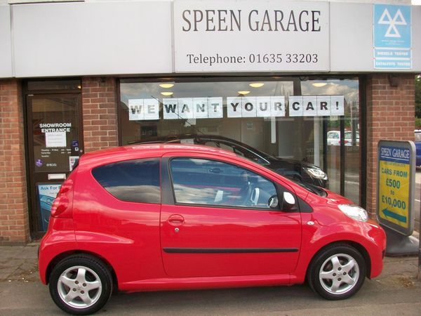 2011 Peugeot 107 Sportium image 2