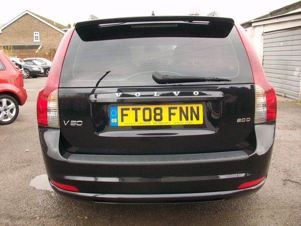 2008 Volvo V50 2.0D SE Sport image 3