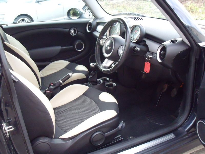 2008 MINI COOPER 1.6 image 4