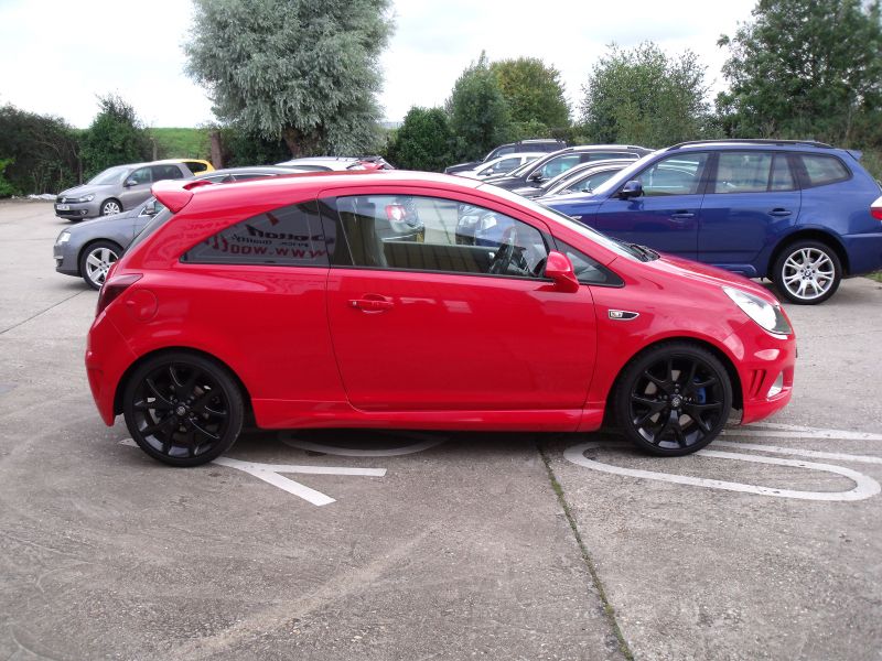 2010 VAUXHALL CORSA 1.6T VXR image 2