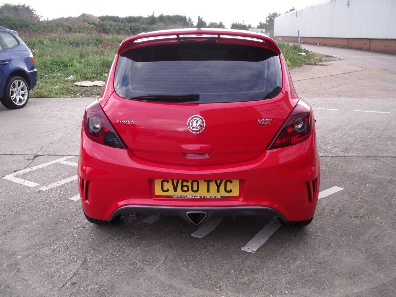 2010 VAUXHALL CORSA 1.6T VXR image 3
