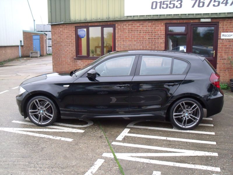 2011 BMW 116D 2.0 image 2
