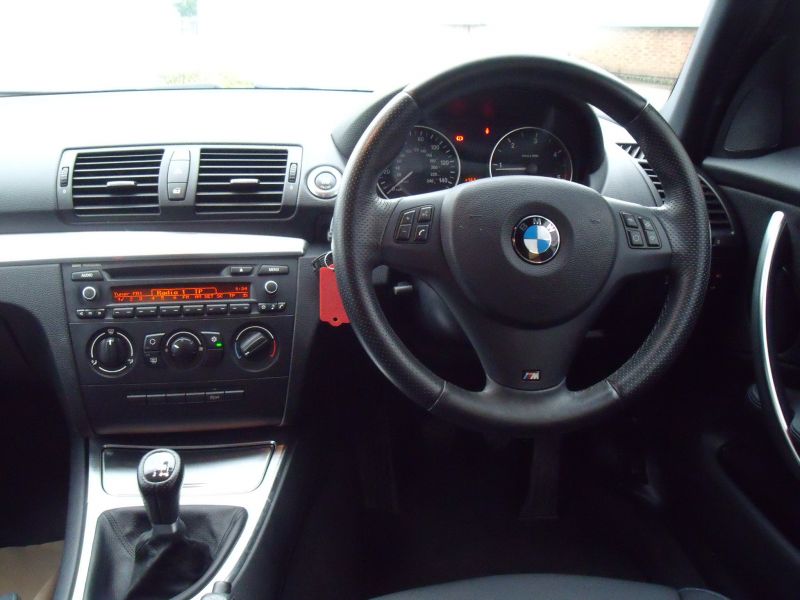 2011 BMW 116D 2.0 image 4