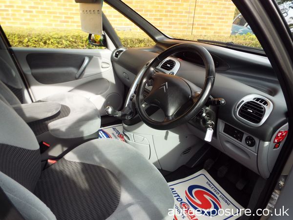 2006 Citroen Xsara Picasso 1.6i image 4