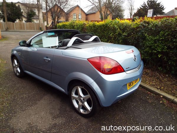2008 Vauxhall Tigra 1.4i 16V Exclusiv image 2