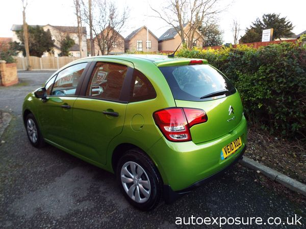 2010 Citroen C3 1.1i VT image 2