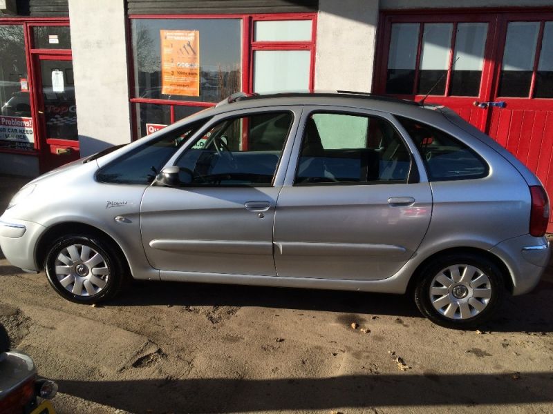 2007 Citroen Xsara Picasso 1.6 HDi VTX 5dr image 2