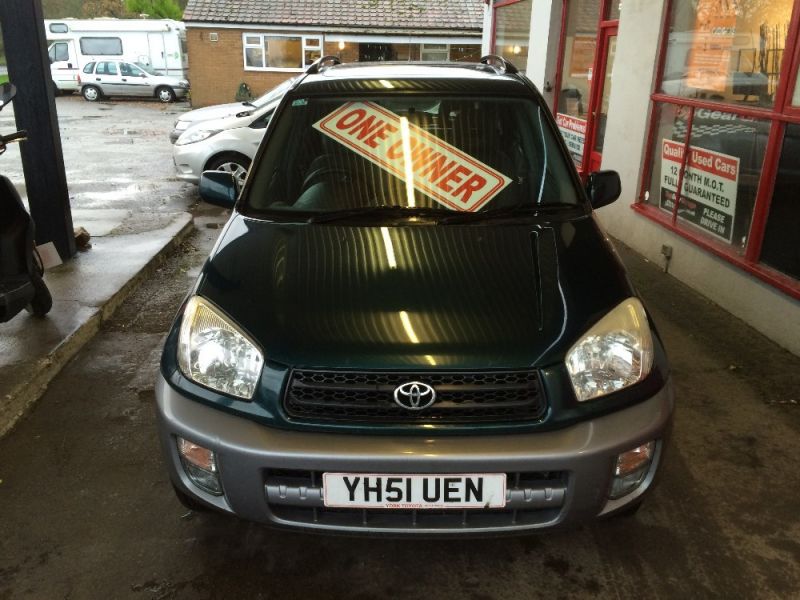 2001 Toyota RAV4 2.0 VVT-i GX 5dr image 1