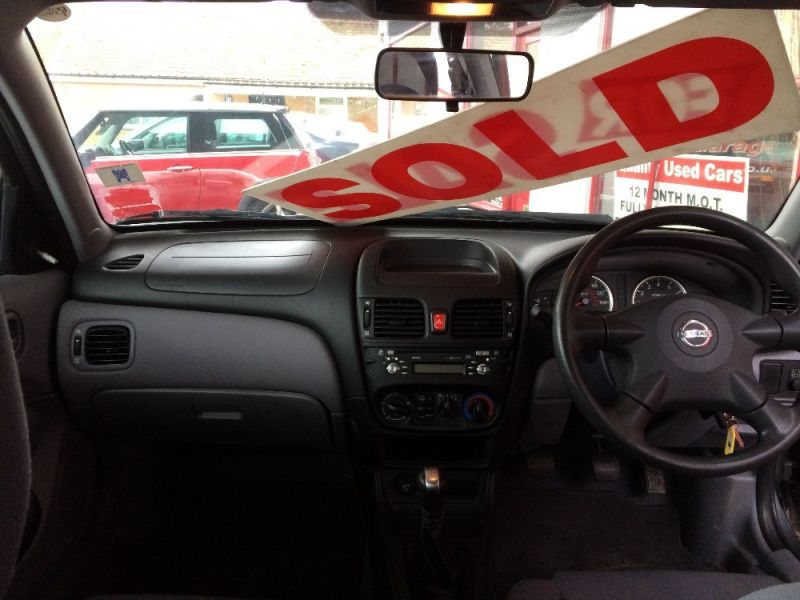 2003 Nissan Almera 1.5 S 5dr image 4