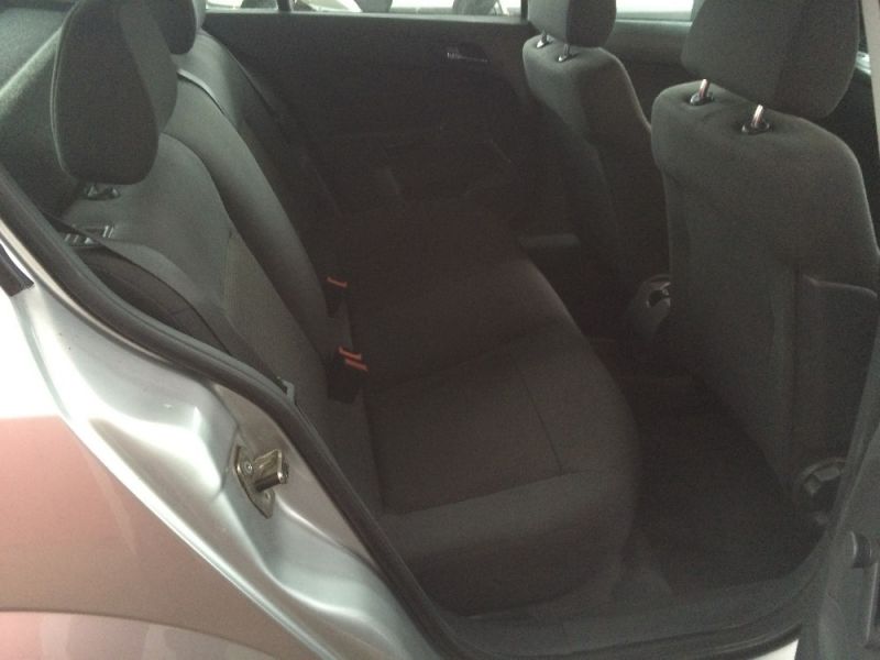 2008 Vauxhall Astra 1.6 i 16v Life 5dr image 5