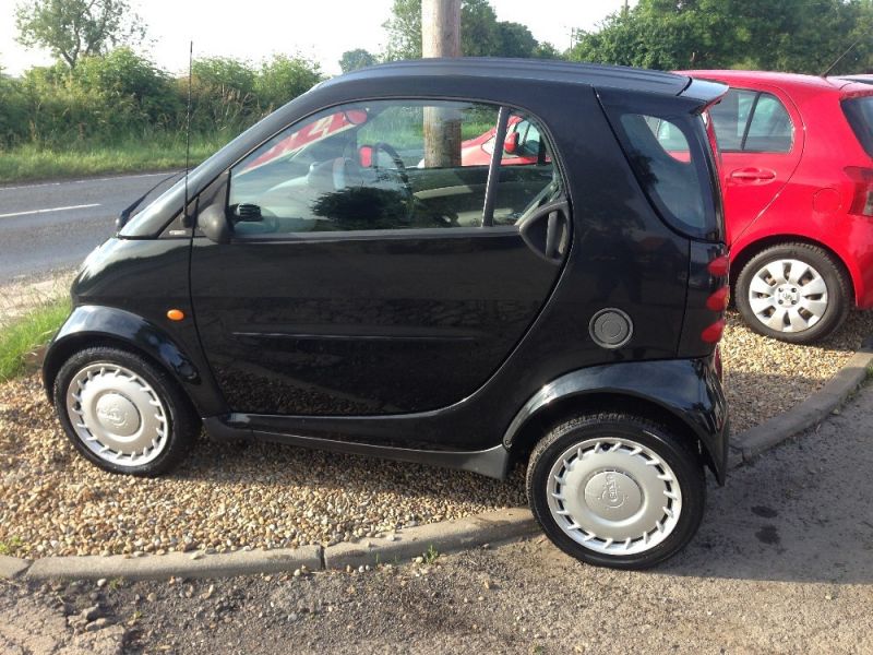2004 Smart City 0.7 Pure 3dr image 2