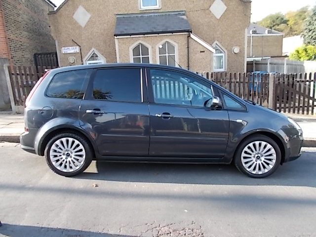 2009 Ford Focus C Max Titanimum image 2