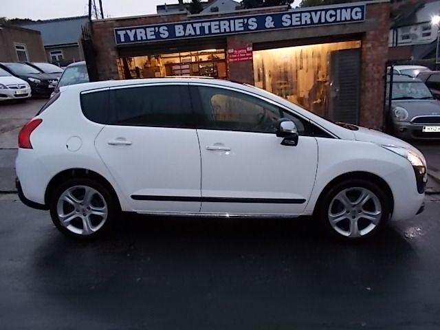 2012 Peugeot 3008 1.6 HDi Allure image 2