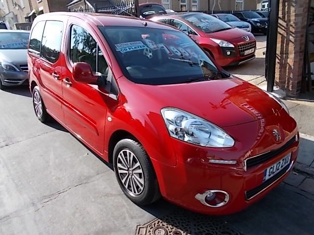 2012 Peugeot Partner Tepee image 1