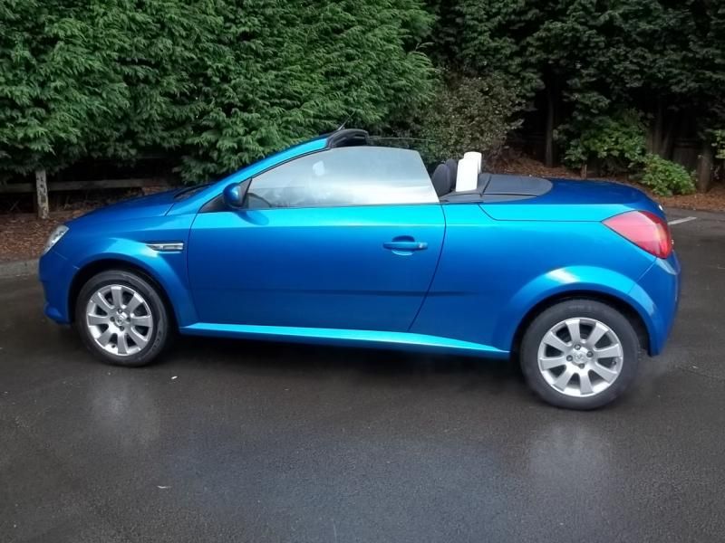 2006 VAUXHALL TIGRA 1.4 TWINPORT image 2