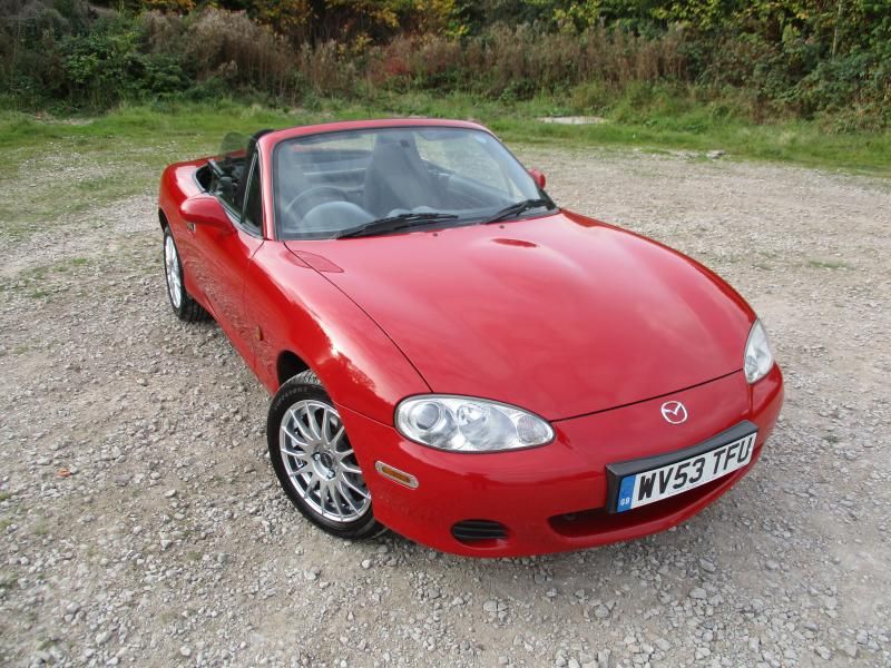 2003 MAZDA MX 5 1.6 L image 1