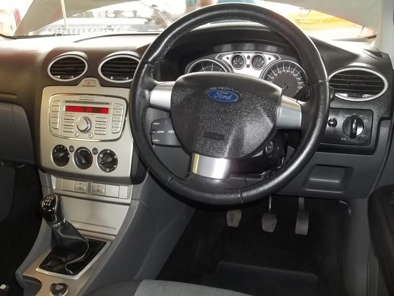2009 FORD FOCUS 1.6 ZETEC image 4