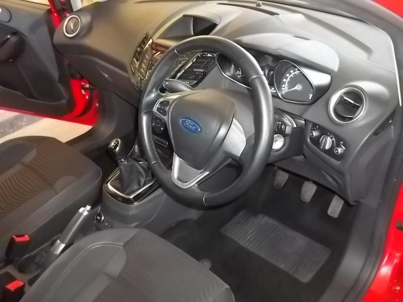 2013 FORD FIESTA 1.0 ZETEC image 5