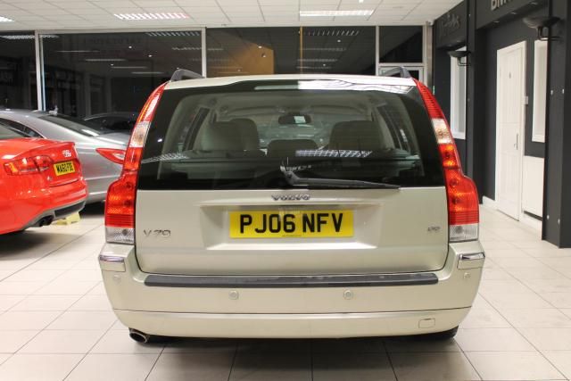 2006 VOLVO V70 2.4 SE image 3
