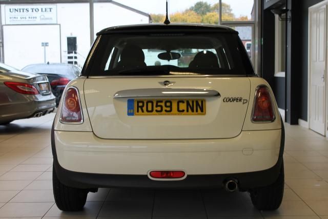 2010 MINI HATCH COOPER 1.6 D image 3