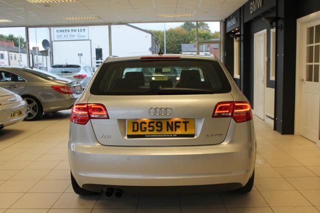 2010 AUDI A3 2.0 TDI SPORT image 3