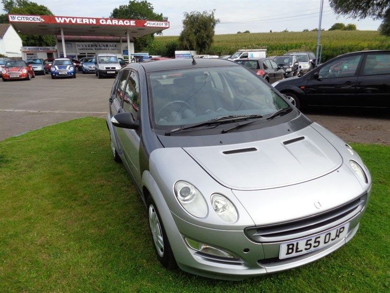 2005 Smart Car Forfour PULSE CDI image 1