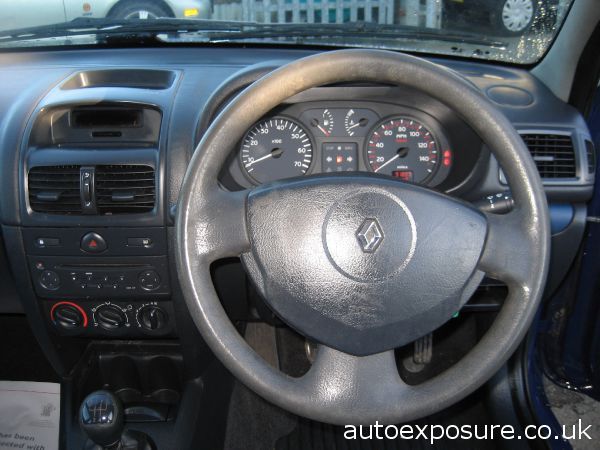 2003 Renault Clio 1.2 16V Expression image 4