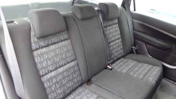 2003 Peugeot 307 2.0 TD HDi 90 LX image 5