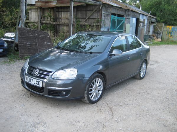 2007 Volkswagen Jetta 2.0 Sport TDI image 2