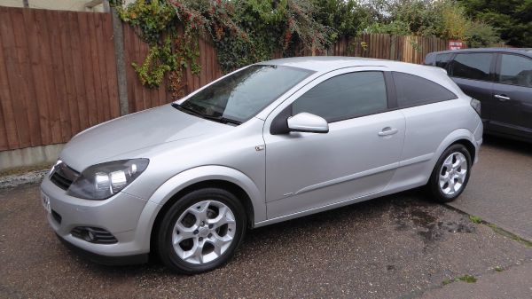 2006 Vauxhall Astra 1.6i 16V SXi image 2