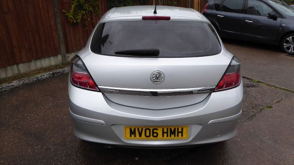 2006 Vauxhall Astra 1.6i 16V SXi image 3