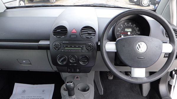2005 Volkswagen Beetle 1.9 TDi image 4