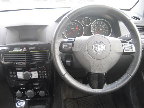 2007 Vauxhall Astra 1.9 CDTi 16V image 4