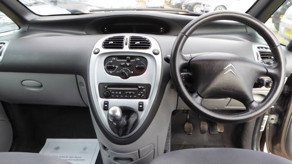 2007 Citroen Xsara Picasso 1.6i 16V VTX image 4