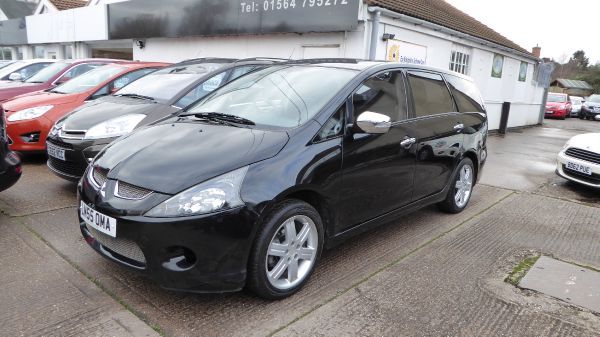 2006 Mitsubishi Grandis 2.4 image 2