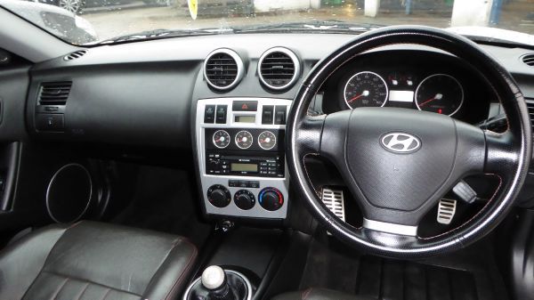 2006 Hyundai Coupe 2.0 SE image 4