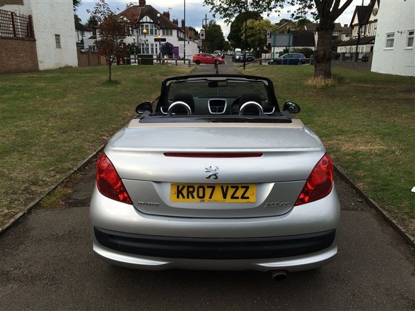 2007 Peugeot 207 CC 1.6 16v Sport 2dr image 3